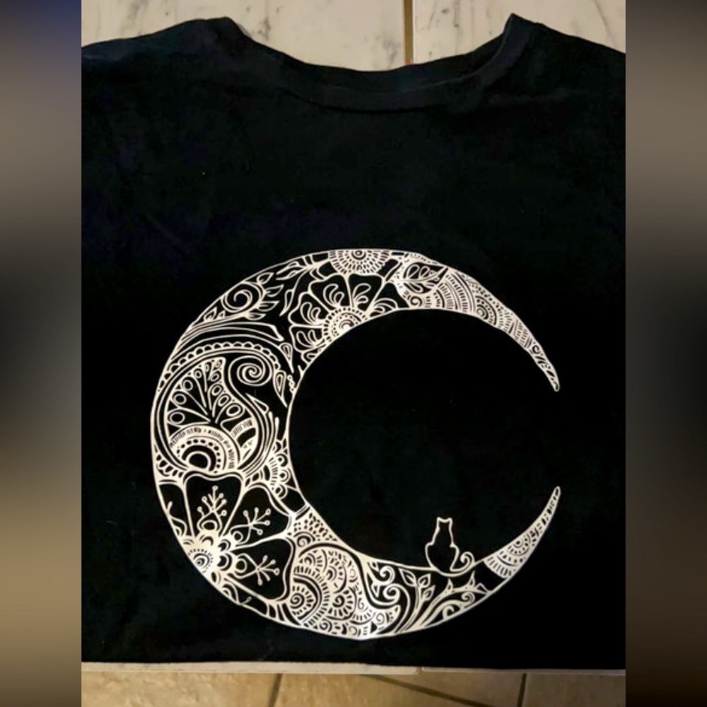 Women moon cat shirt 1X